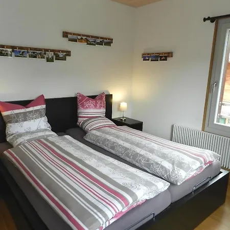 Simme-troeimli Appartement-fewo- Dusche- Wc 4-bettwohnung By Interhome